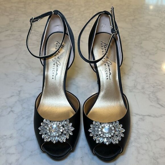 NEW Mark & James by Badgley Mischka Satin Peep Toe Platform Heels Black Size 8 - Picture 3 of 7